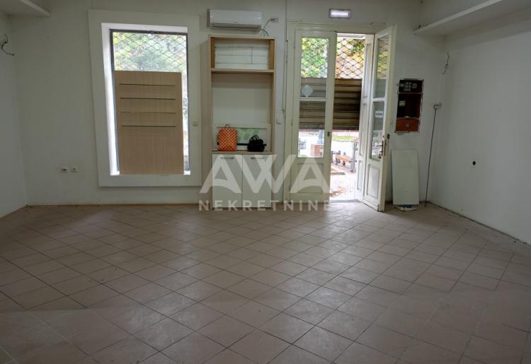 Apatin Lokal za izdavanje, 93 m2