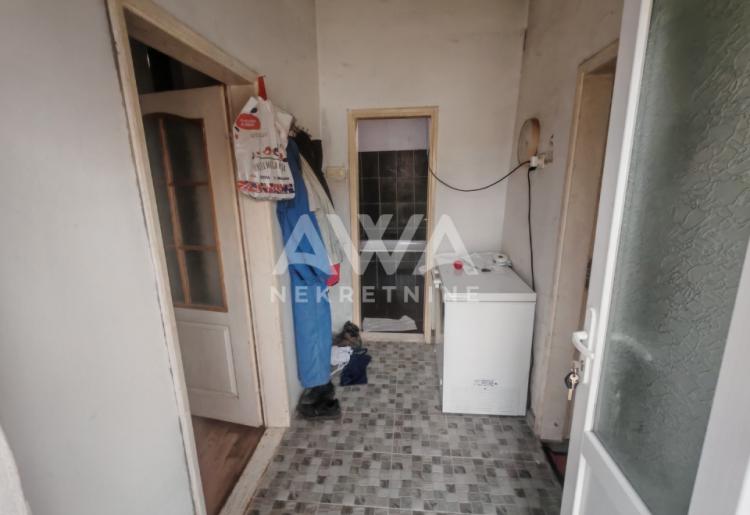 Kuća, Kupusina 76 m2 na placu od 532 m2