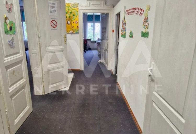 Centar, Sombor, stan od 232m2