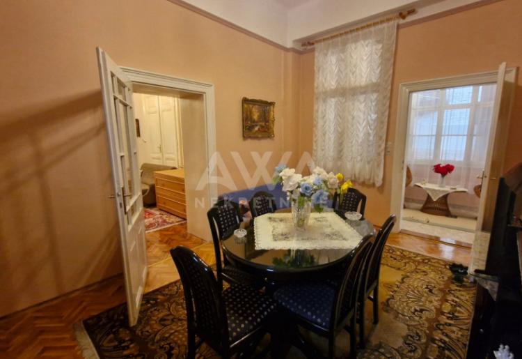 Centar, Sombor, stan od 232m2