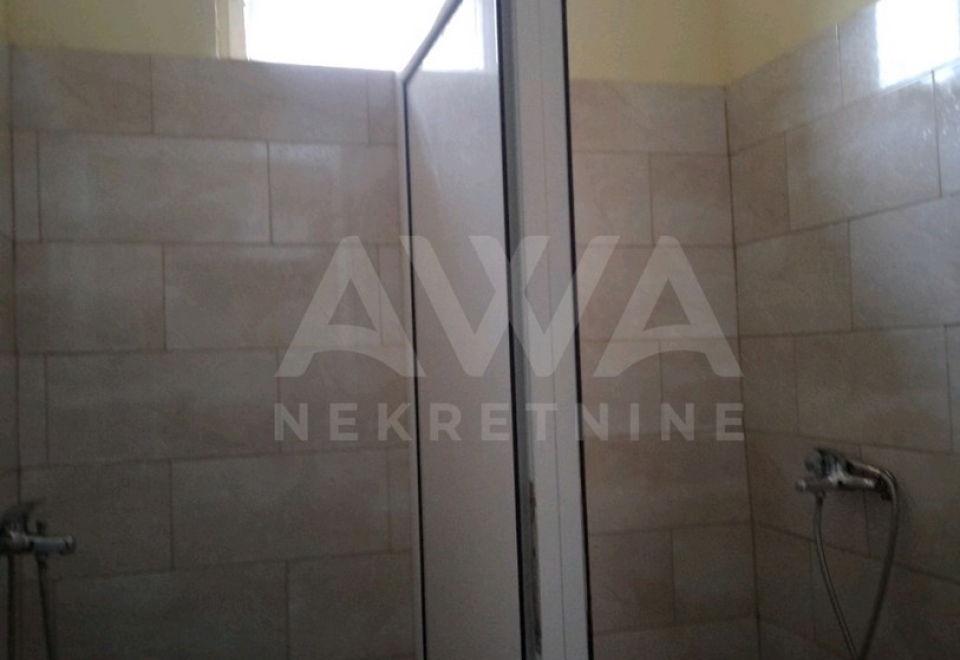 Centar, poslovni prostor 583m2 plus potkrovlje