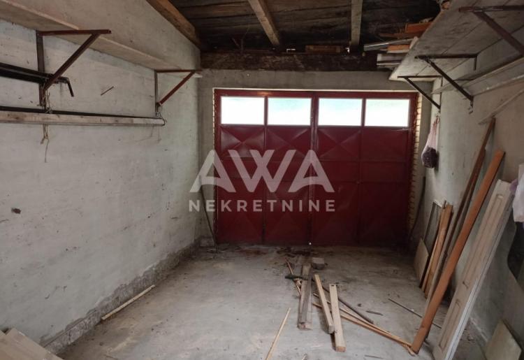 Apatin. Prizemna 125m2 kuća na placu od 3.7ar