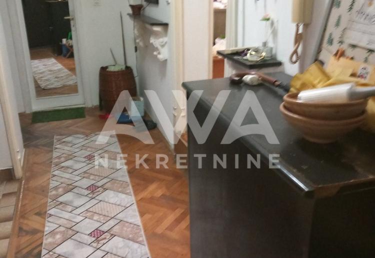 Centar Sombora. Dvosoban stan, 56m2, na 5 spratu