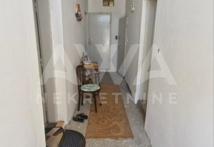 Stapar, Kuća sa započetom renovacijom, 125m2