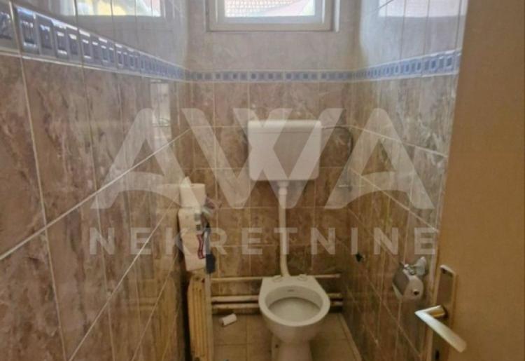 Crvenka, Kuća 120m2, Na placu od 859m2