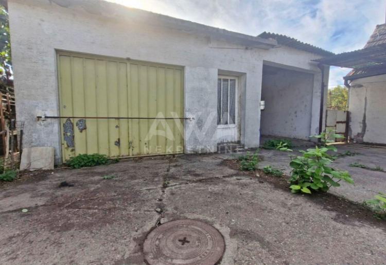 Crvenka, Kuća 120m2, Na placu od 859m2