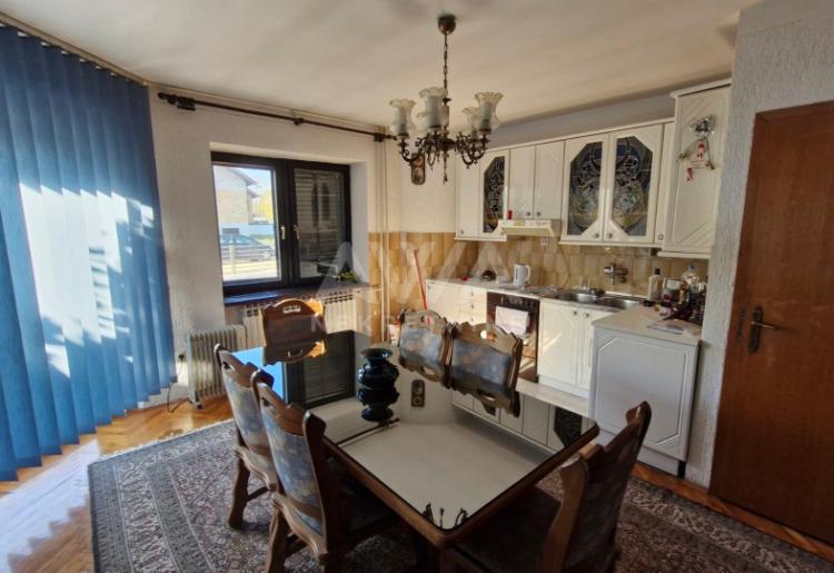 Porodična kuća na prodaju u Somboru – Josićko naselje, 118 m² u osnovi, veliki plac