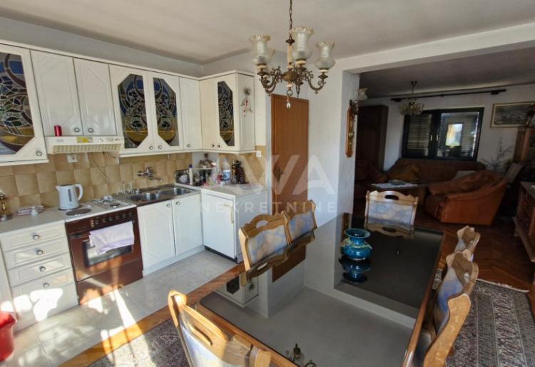 Porodična kuća na prodaju u Somboru – Josićko naselje, 118 m² u osnovi, veliki plac