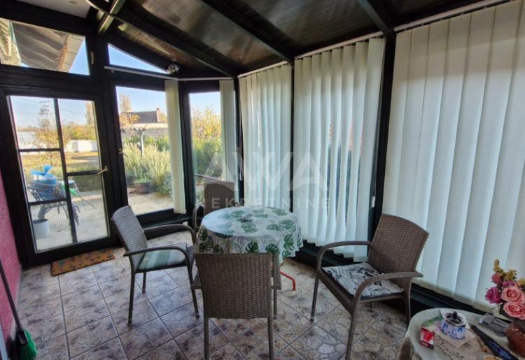 Porodična kuća na prodaju u Somboru – Josićko naselje, 118 m² u osnovi, veliki plac