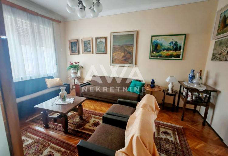 RETKO U PONUDI – Salonski stan u srcu Sombora, pešačka zona