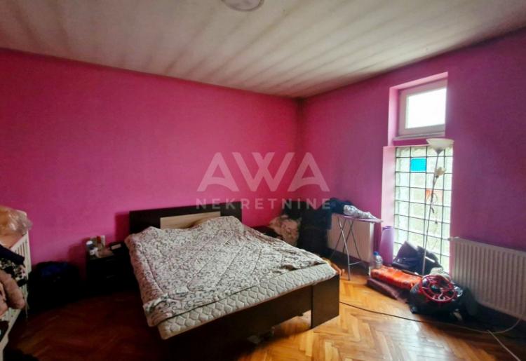 Sivac, Kuća sa velikim potencijalom, 584m2, Plac 2858m2
