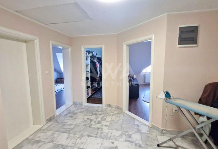 Odžaci, Stambeno-Poslovna zgrada površine 130m2