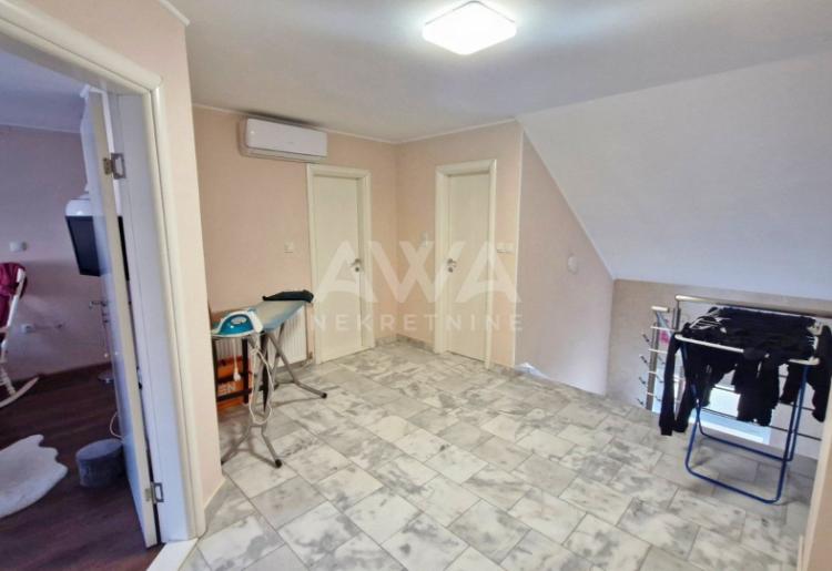 Odžaci, Stambeno-Poslovna zgrada površine 130m2