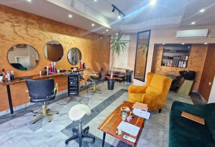 Odžaci, Stambeno-Poslovna zgrada površine 130m2