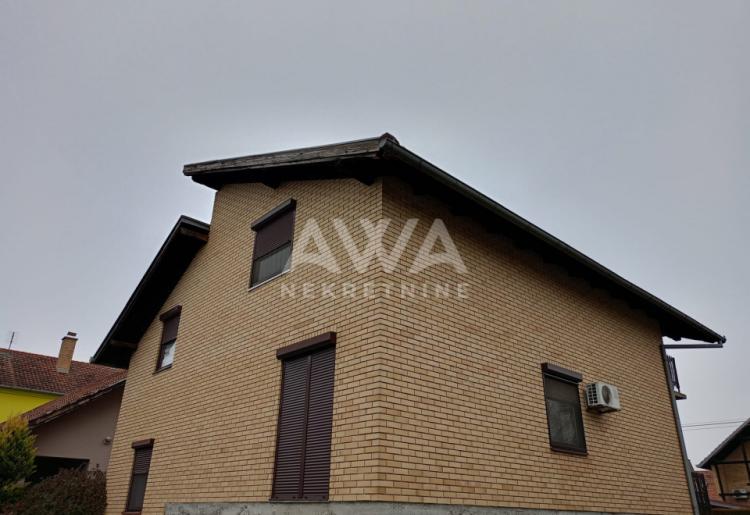Apatin. Novija, nameštena, spratna kuća, 101m2