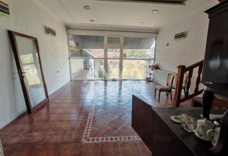 Centar Sombora. Stambeno – poslovna zgrada 263m2