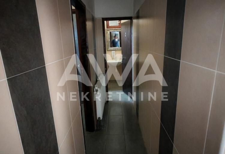 Centar Sombora. Stambeno – poslovna zgrada 263m2