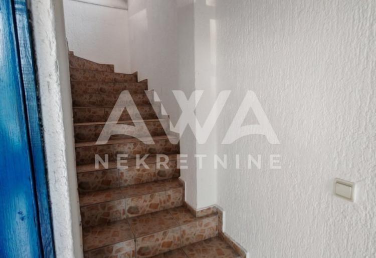 Centar Sombora. Stambeno – poslovna zgrada 263m2