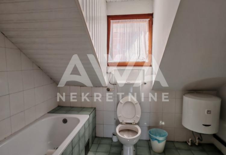 Centar Sombora. Stambeno – poslovna zgrada 263m2