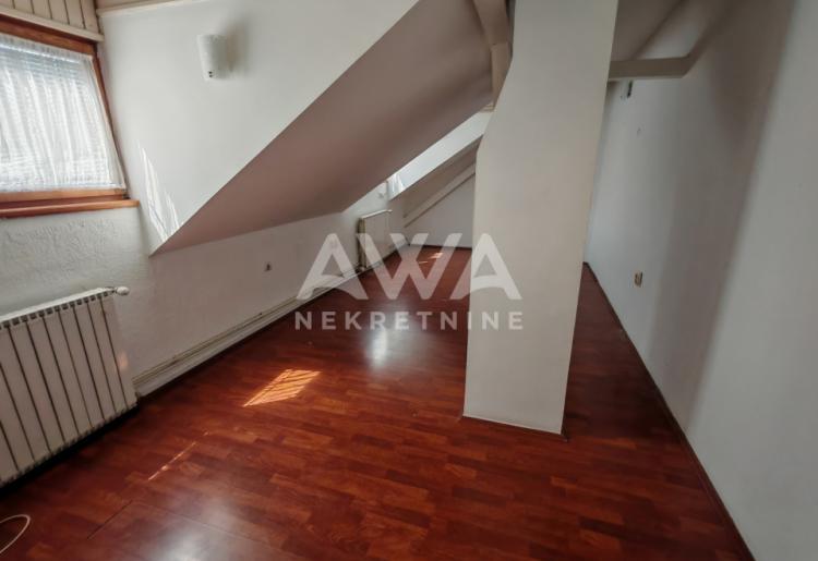 Centar Sombora. Stambeno – poslovna zgrada 263m2