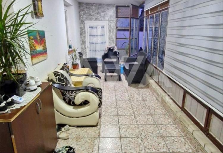 Renovirana kuća na prodaju u Doroslovu – 160 m², plac 1.988 m² | mirno okruženje