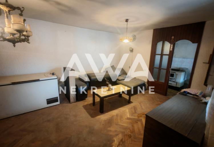 Kuća na prodaju u Somboru – Gornja Varoš, 143 m², plac 885 m² | započeto renoviranje
