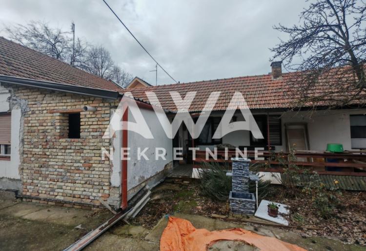 Kuća na prodaju u Somboru – Gornja Varoš, 143 m², plac 885 m² | započeto renoviranje