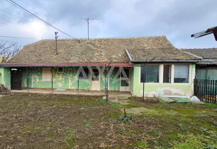 Kuća na prodaju u Srpskom Miletiću – 106 m², veliki plac 1.600 m², mirno okruženje