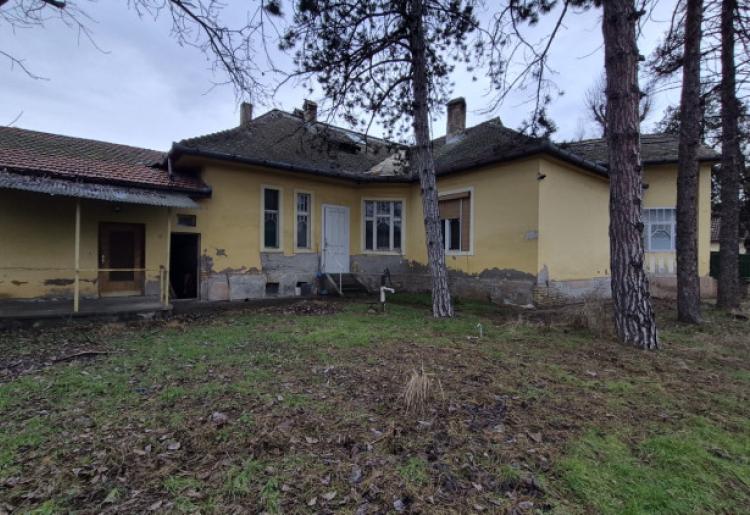 Stara vila na prodaju u Somboru – autentičan šarm i veliki potencijal