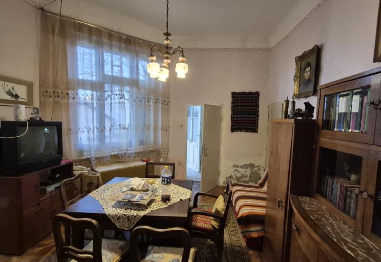 Stara vila na prodaju u Somboru – autentičan šarm i veliki potencijal