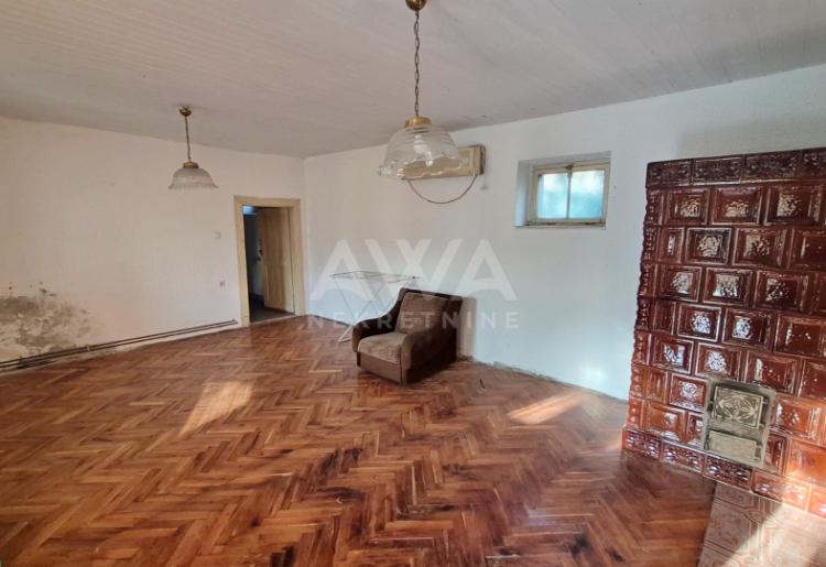 Prodaja kuće Crvenka – prizemna kuća 197m², plac 872m², opština Kula 