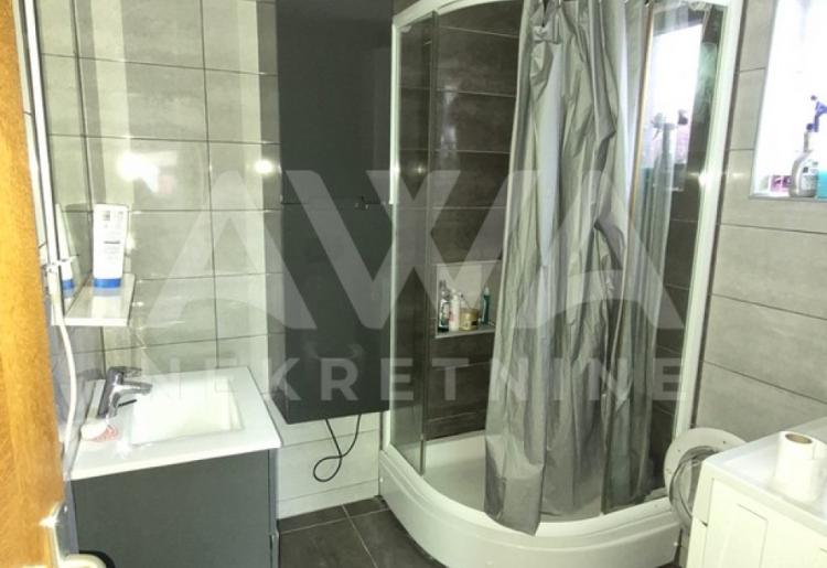 Na prodaju renovirana prizemna kuća u Doroslovu | 129 m² | Plac 1.158 m²