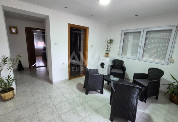 Na prodaju renovirana prizemna kuća u Doroslovu | 129 m² | Plac 1.158 m²