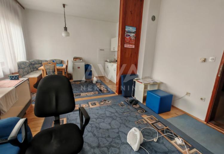 Na prodaju kuća u širem centru Sombora – 263 m², plac 811 m²