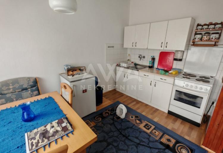 Na prodaju kuća u širem centru Sombora – 263 m², plac 811 m²