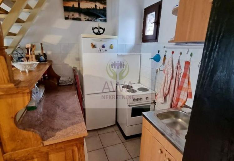 Na prodaju dve kuće u Somboru – MZ Mlake, 147 m², plac 6 ari