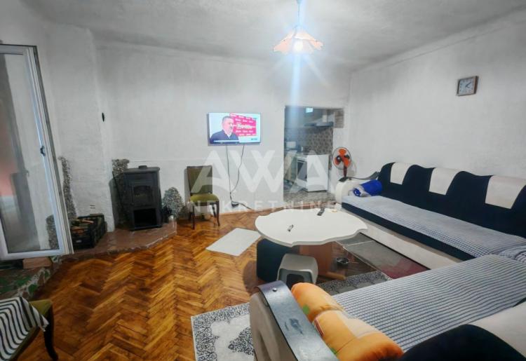 Na prodaju prizemna kuća u Kljajićevu – 160 m², plac 9 ari