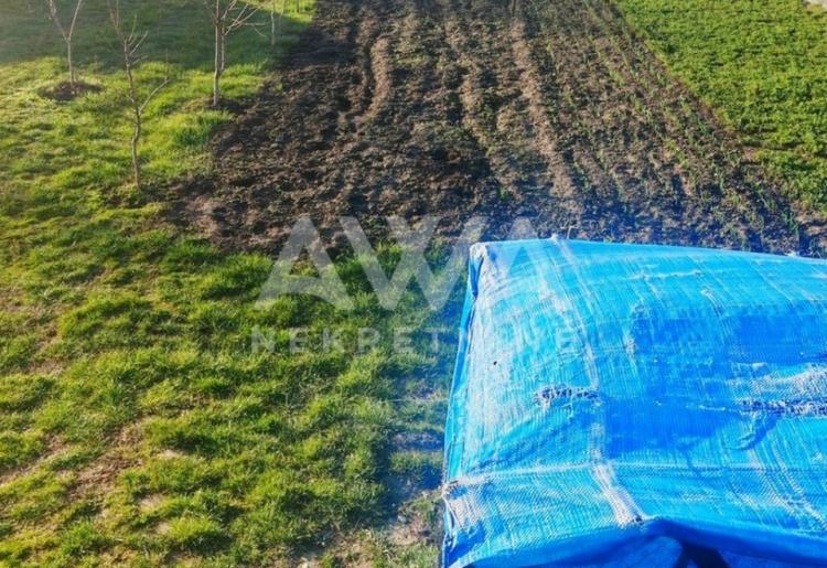 Na prodaju prizemna kuća u Kljajićevu – 160 m², plac 9 ari