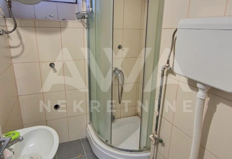 Sombor – stan 57m² u prizemlju, blizu bolnice, sa garažom