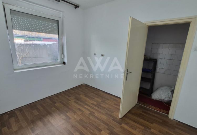 Sombor – stan 57m² u prizemlju, blizu bolnice, sa garažom