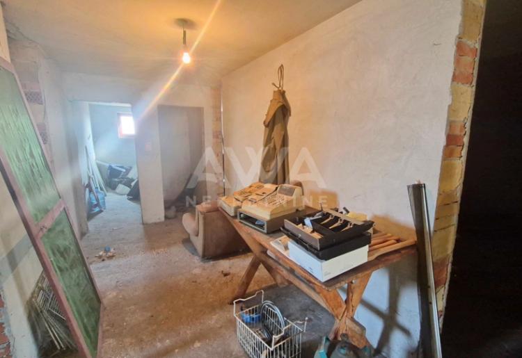 Stambeno-poslovni objekat 1096m²