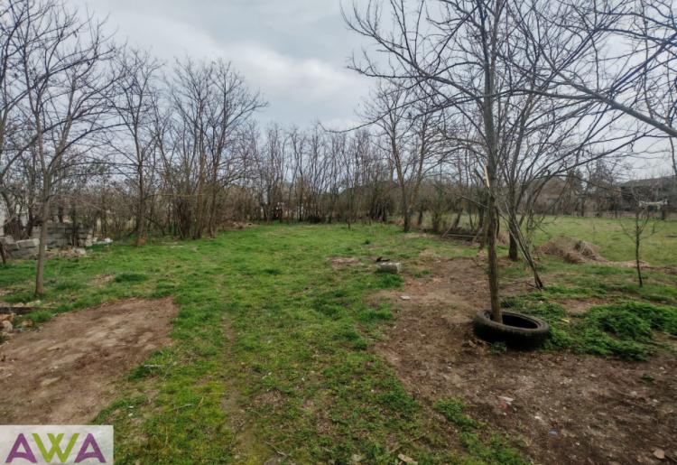 Kuća za renovaciju 244m² na velikom placu 2170m² – Bogojevo