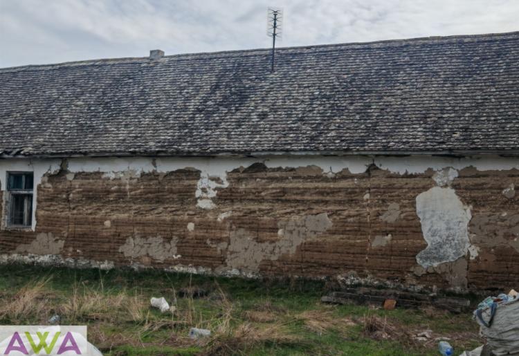 Kuća za renovaciju 244m² na velikom placu 2170m² – Bogojevo