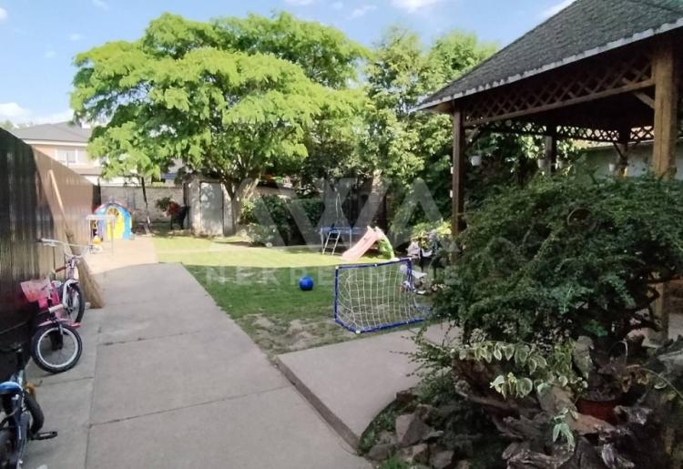 Kuća Sombor Crvenka 176m2 na placu 362m2 – spratnica, pelet, dvorište