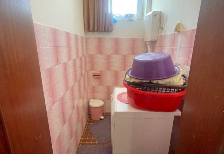 Spratna porodična kuća 115m² + garaža, plac 590m² – Kljajićevo