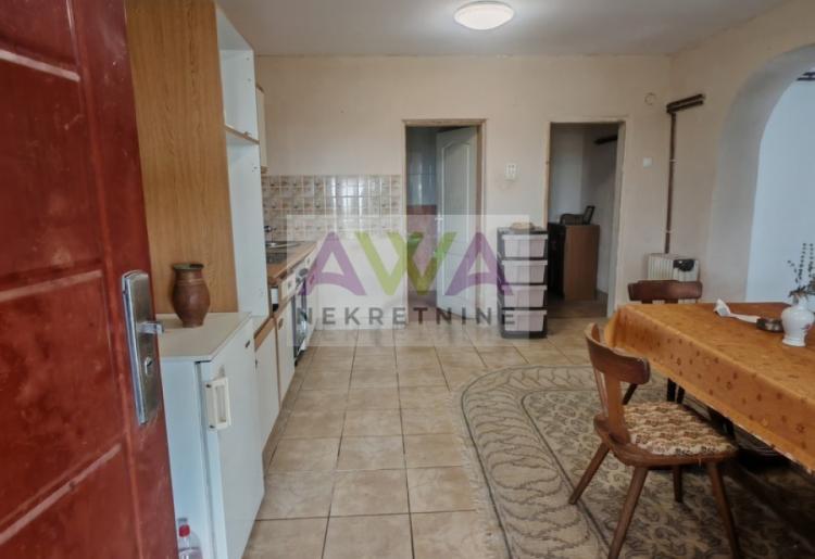 Salaš sa 1ha placa i velikim magacinom – Sombor, 7km od centra