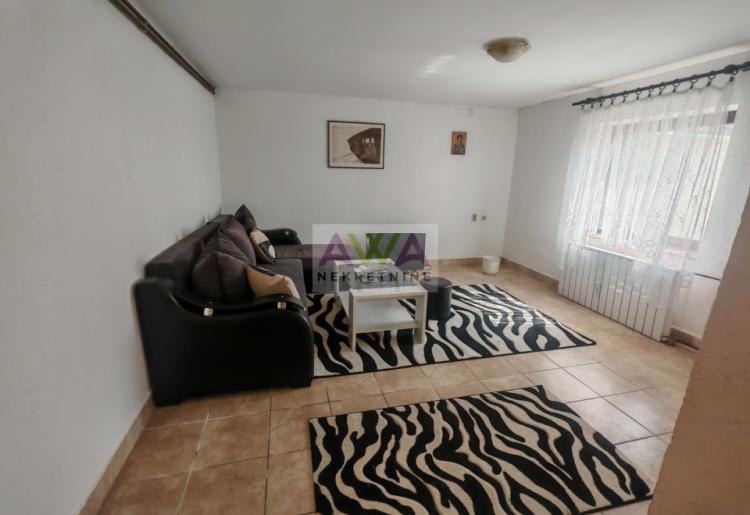 Salaš sa 1ha placa i velikim magacinom – Sombor, 7km od centra