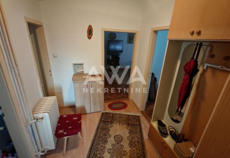 Sombor, Čvorak spratna kuća za višečlanu porodicu i posao