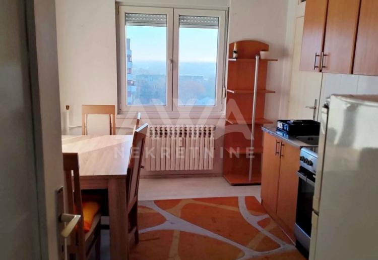 Stan Sombor – Selenča, 42m², 12. sprat, namešten, lift