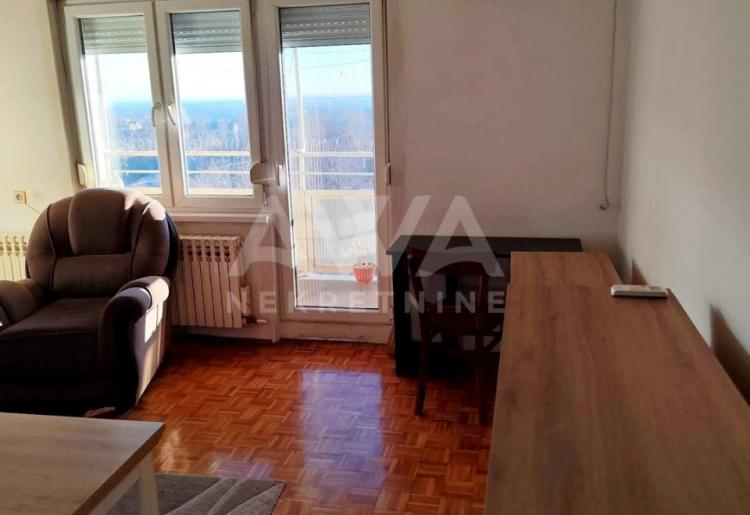 Stan Sombor – Selenča, 42m², 12. sprat, namešten, lift